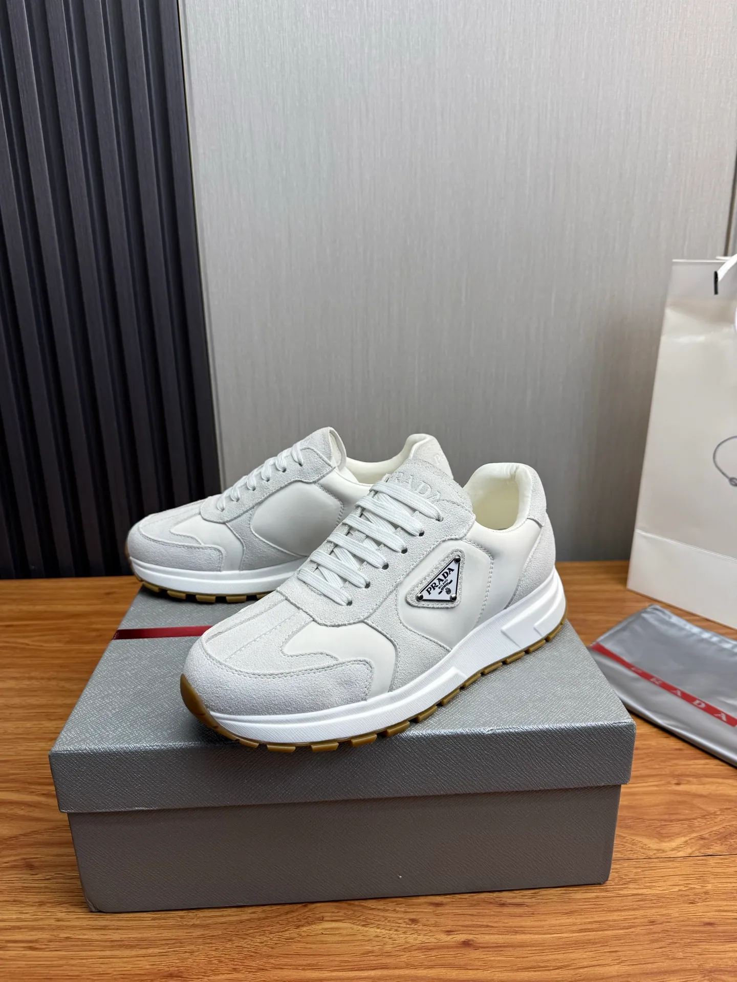 Men's shoes 560💰 [PRADA] Popular items in men's shoe counters, synchronized with the official website, 1 high-quality shipment ✔️Original cowhide + cowhide lining, 1🆚1 replica, original sole, 38-45 (45 customized, non-refundable)